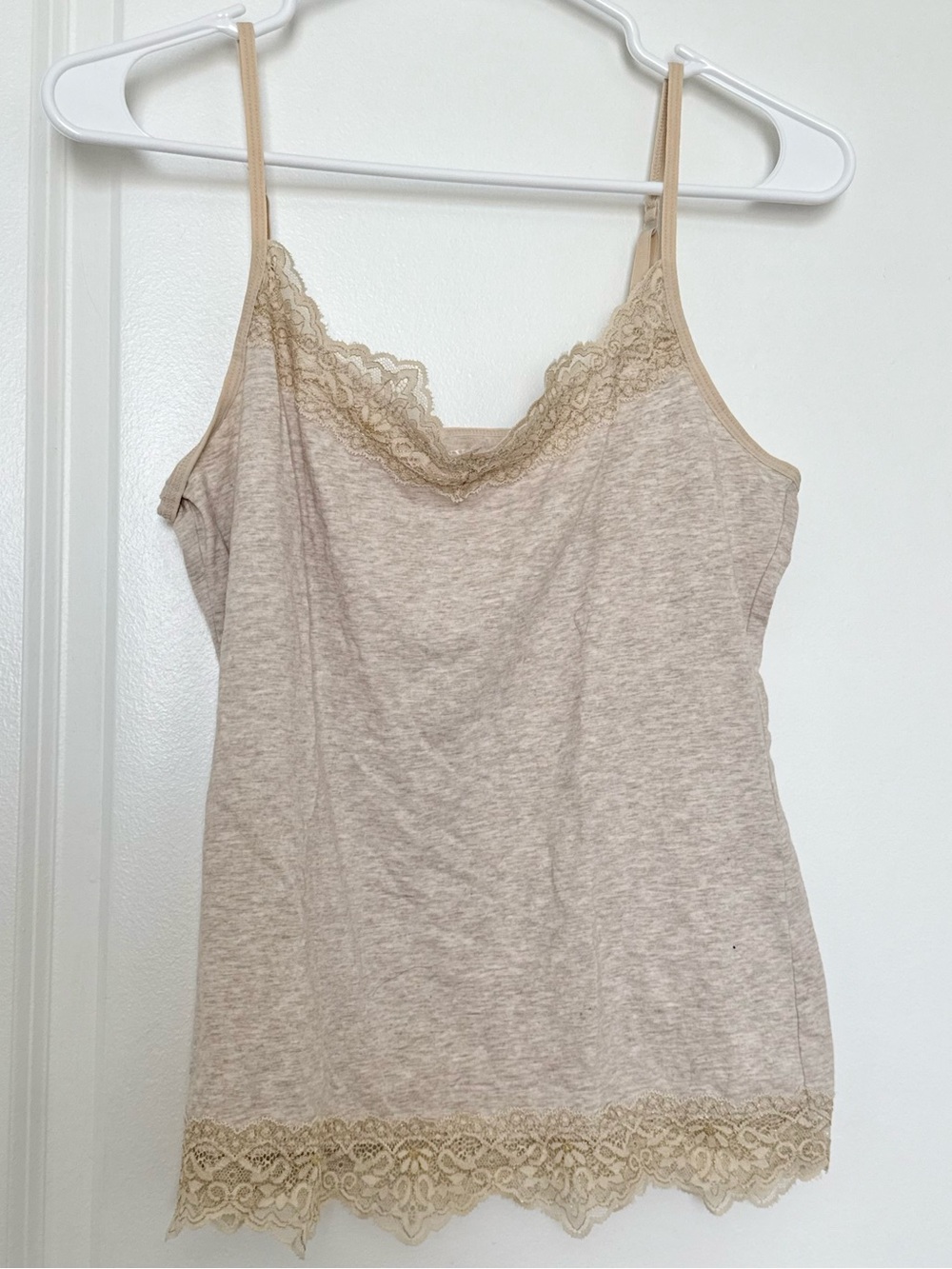 ✨5 for $25✨ Women's Lace Trim Cami Tank Top - Beige
